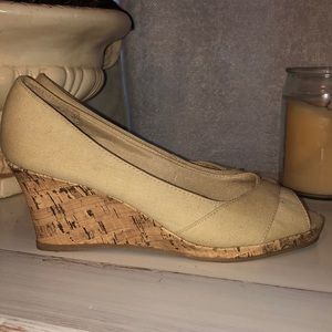 Life Stride 8 wedges